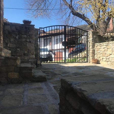 Luxury Studio Veliko Tărnovo Exteriör bild