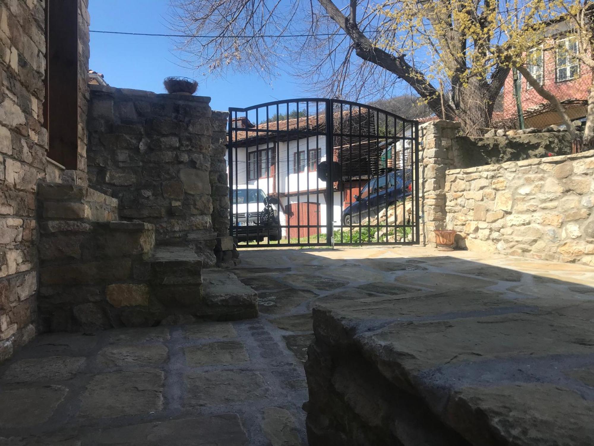Luxury Studio Veliko Tărnovo Exteriör bild